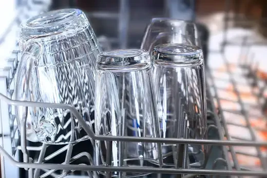 Как мыть стеклянную посуду в посудомоечной машине